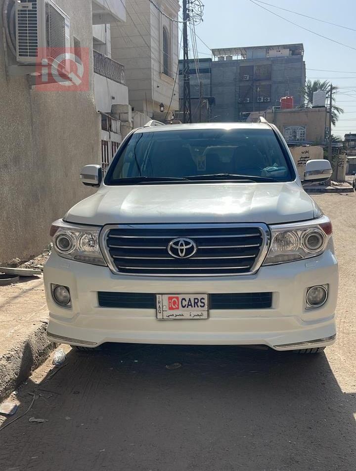 تويوتا لاندكروزر